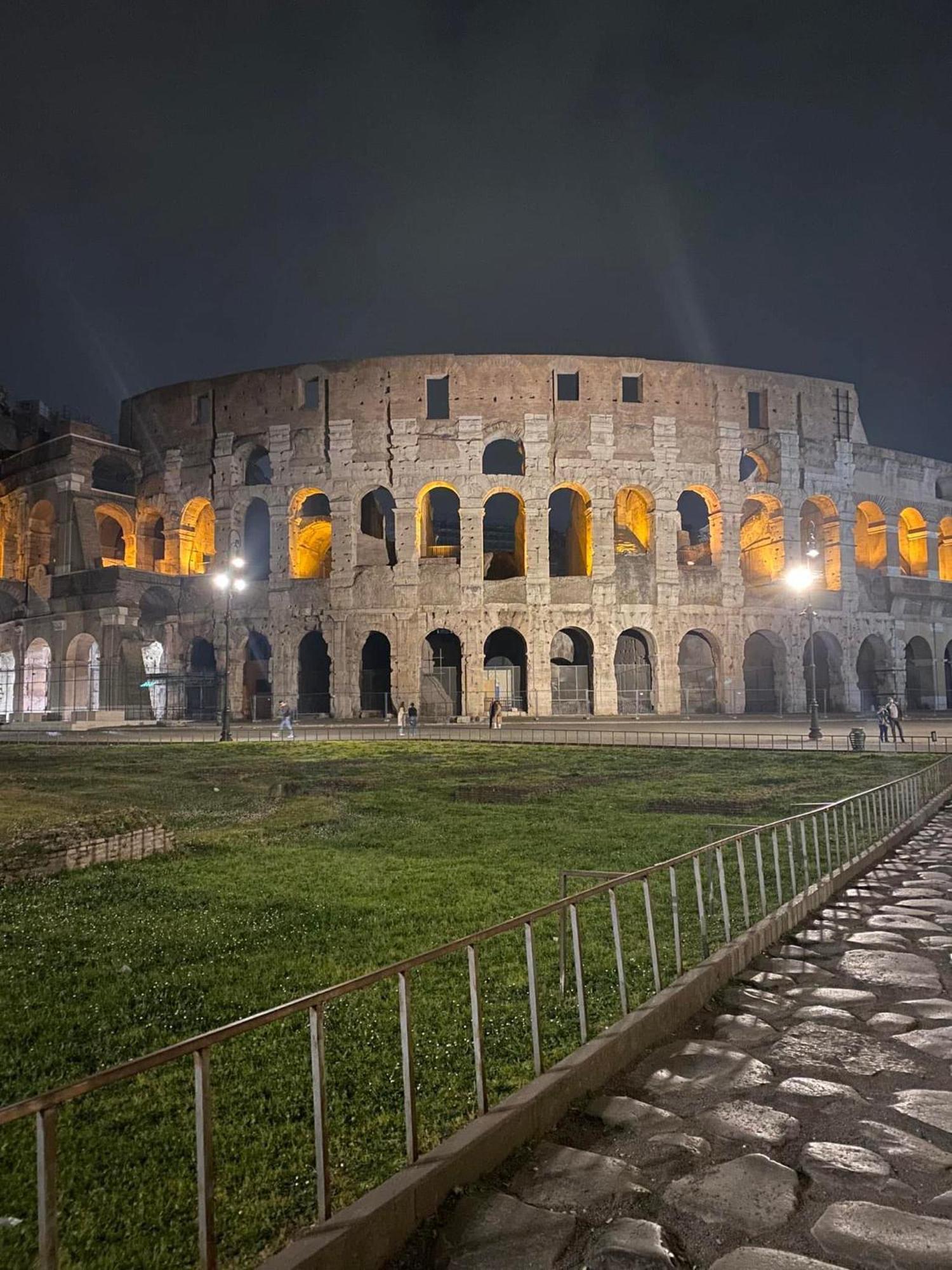 Colosseo Mon Amour Roma Exterior foto
